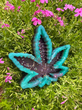 Load image into Gallery viewer, Cannabis Leaf Ashtray

