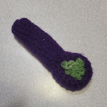 Load image into Gallery viewer, Crochet Pipe Cat Toy
