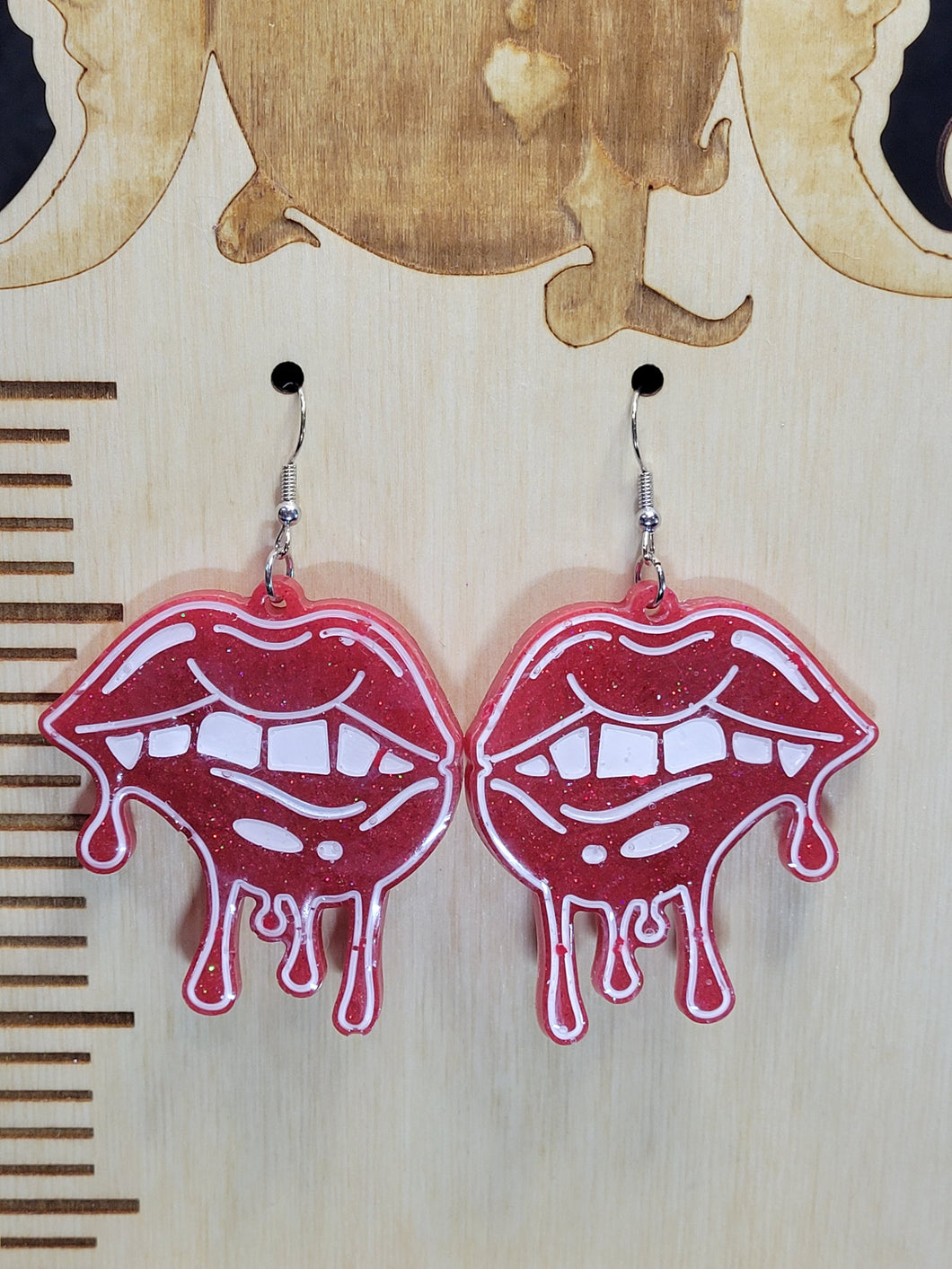 Lucious Vamp Lips Earrings - Assorted
