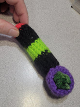 Load image into Gallery viewer, Crochet Pipe Cat Toy

